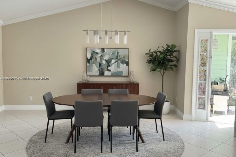 Купить виллу или дом в Майами, Флорида 4 спальни, 167.13м2, № 1995208 - фото 5