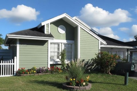 Дом в Майами, Флорида 4 спальни, 167.13м2 № 1995208