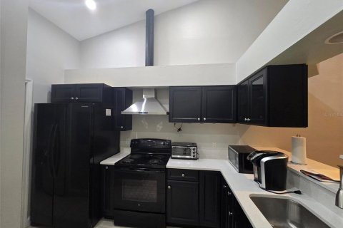 Condominio en alquiler en Gainesville, Florida, 2 dormitorios, 105.35 m2 № 1591015 - foto 6