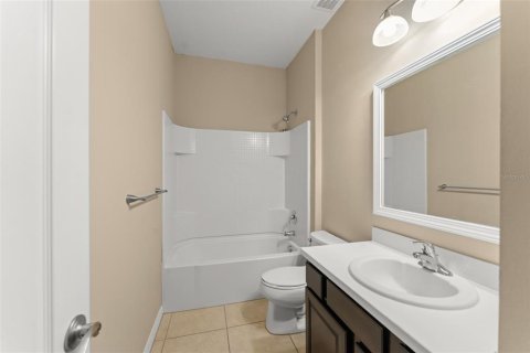 House in Orlando, Florida 2 bedrooms, 111.2 sq.m. № 1803546 - photo 12