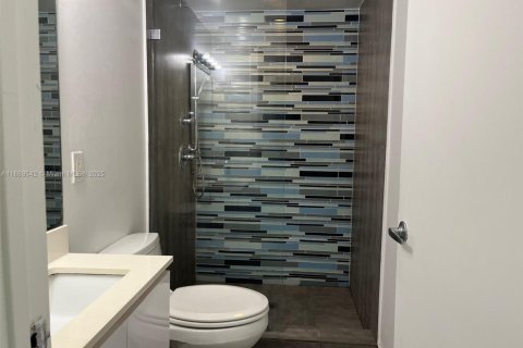 Condo in Miami Beach, Florida, 1 bedroom  № 1896786 - photo 6