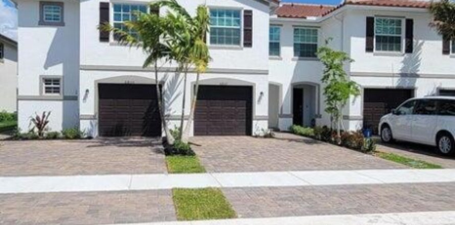 Adosado en Lake Worth, Florida 3 dormitorios, 145.67 m2 № 1208843
