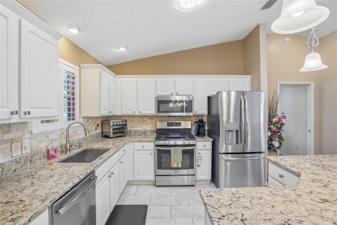 Casa en venta en The Villages, Florida, 3 dormitorios, 150.78 m2 № 2383599 - foto 13