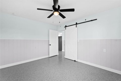 House in Redington Shores, Florida 2 bedrooms, 98.85 sq.m. № 2110430 - photo 25