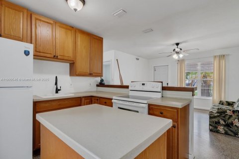 Villa ou maison à louer à Vero Beach, Floride: 3 chambres, 84.54 m2 № 2013516 - photo 4