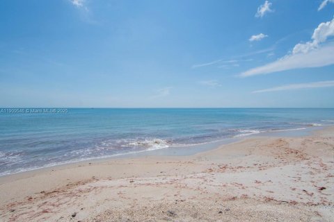 Villa ou maison à louer à Vero Beach, Floride: 3 chambres, 84.54 m2 № 2013516 - photo 29