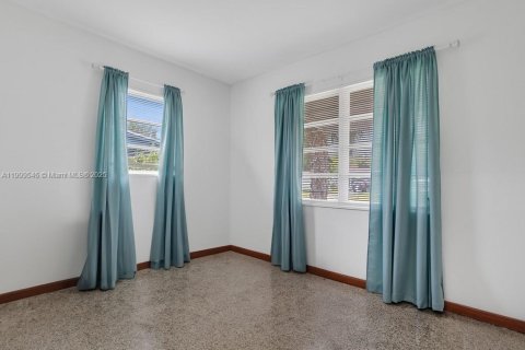 Villa ou maison à louer à Vero Beach, Floride: 3 chambres, 84.54 m2 № 2013516 - photo 13