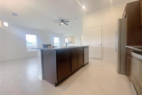 Villa ou maison à louer à Lake Wales, Floride: 4 chambres, 168.25 m2 № 1915791 - photo 6