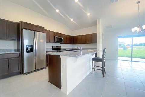 Villa ou maison à louer à Lake Wales, Floride: 4 chambres, 168.25 m2 № 1915791 - photo 5