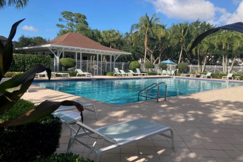 Townhouse in Jupiter, Florida 3 bedrooms, 155.15 sq.m. № 1230215 - photo 1