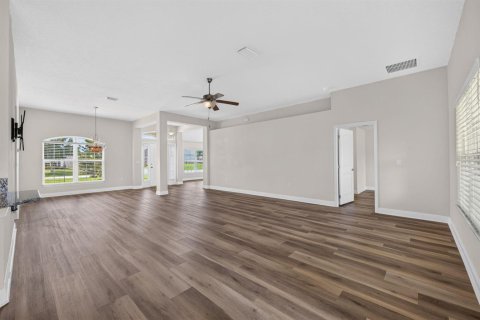 Villa ou maison à vendre à Port St. Lucie, Floride: 4 chambres, 214.7 m2 № 2305538 - photo 5