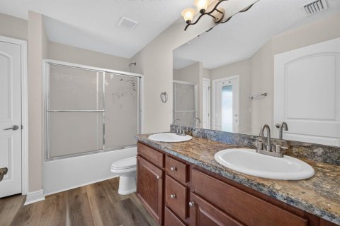 Villa ou maison à vendre à Port St. Lucie, Floride: 4 chambres, 214.7 m2 № 2305538 - photo 17