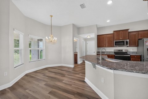 Villa ou maison à vendre à Port St. Lucie, Floride: 4 chambres, 214.7 m2 № 2305538 - photo 8