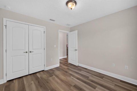 Villa ou maison à vendre à Port St. Lucie, Floride: 4 chambres, 214.7 m2 № 2305538 - photo 16
