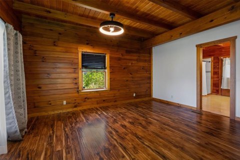 Casa en venta en Thonotosassa, Florida, 6 dormitorios, 392.7 m2 № 2117803 - foto 15