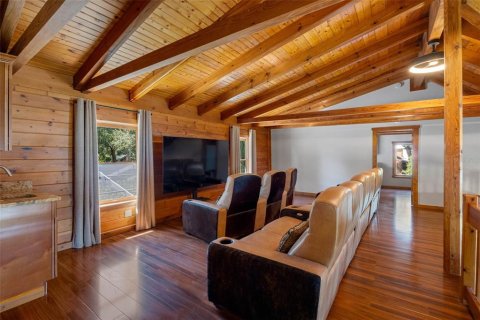 Casa en venta en Thonotosassa, Florida, 6 dormitorios, 392.7 m2 № 2117803 - foto 25