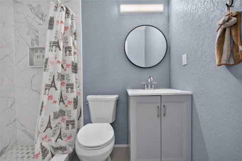 Villa ou maison à louer à Tampa, Floride: 2 chambres, 103.12 m2 № 2352430 - photo 30