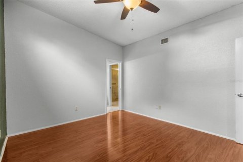 Townhouse in Pinellas Park, Florida 3 bedrooms, 150.5 sq.m. № 1846967 - photo 17