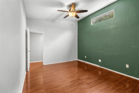 Townhouse in Pinellas Park, Florida 3 bedrooms, 150.5 sq.m. № 1846967 - photo 18