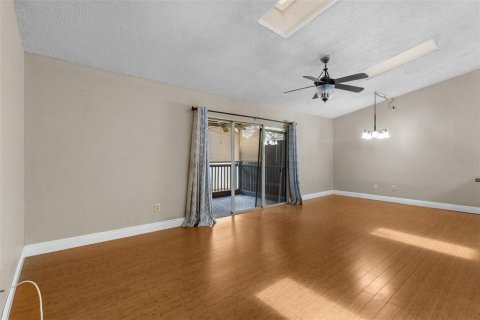 Townhouse in Pinellas Park, Florida 3 bedrooms, 150.5 sq.m. № 1846967 - photo 8