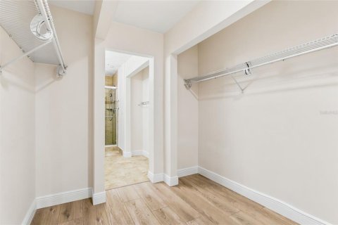 House in Palm Harbor, Florida 2 bedrooms, 123.75 sq.m. № 2203781 - photo 18