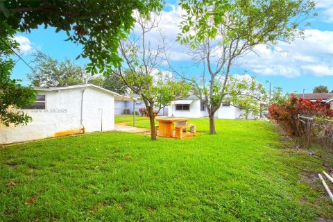 Casa en venta en Fort Lauderdale, Florida, 3 dormitorios, 99.22 m2 № 1809507 - foto 6