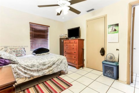 Casa en venta en Fort Lauderdale, Florida, 3 dormitorios, 99.22 m2 № 1809507 - foto 22