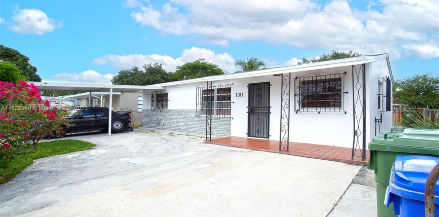 Casa en Fort Lauderdale, Florida 3 dormitorios, 99.22 m2 № 1809507