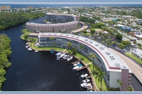 Condo in Deerfield Beach, Florida, 2 bedrooms  № 2387920 - photo 5