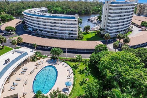 Condo in Deerfield Beach, Florida, 2 bedrooms  № 2387920 - photo 21