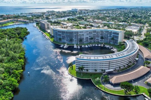 Condo in Deerfield Beach, Florida, 2 bedrooms  № 2387920 - photo 22