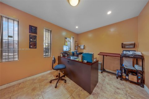 Immobilier commercial à vendre à Miami Gardens, Floride № 1958759 - photo 11