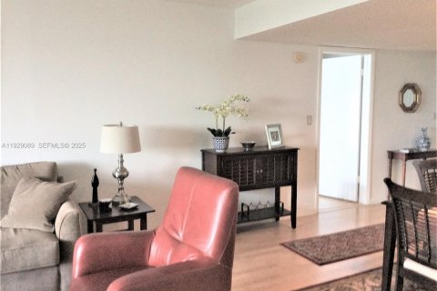 Copropriété à vendre à Weston, Floride: 2 chambres, 118.26 m2 № 1987458 - photo 8