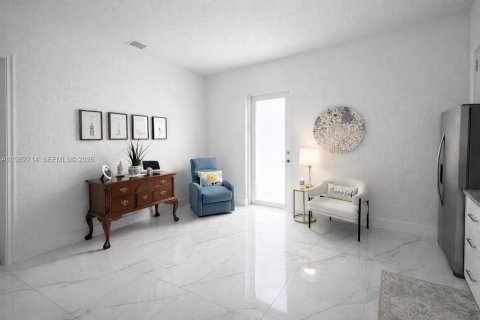 Villa ou maison à vendre à Miami, Floride: 5 chambres, 269.23 m2 № 2080484 - photo 18