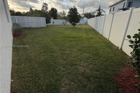 Villa ou maison à vendre à Miami, Floride: 5 chambres, 269.23 m2 № 2080484 - photo 21
