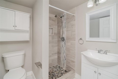 Condo in Punta Gorda, Florida, 2 bedrooms № 2103037 - photo 14