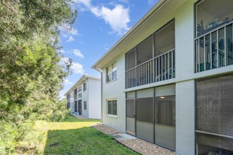 Condo in Punta Gorda, Florida, 2 bedrooms № 2103037 - photo 20