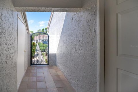 Condominio en venta en Saint Petersburg, Florida, 2 dormitorios, 110.09 m2 № 1769936 - foto 8