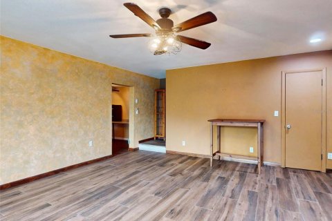Apartment in Dunnellon, Florida 2 bedrooms, 146.23 sq.m. № 1792928 - photo 14