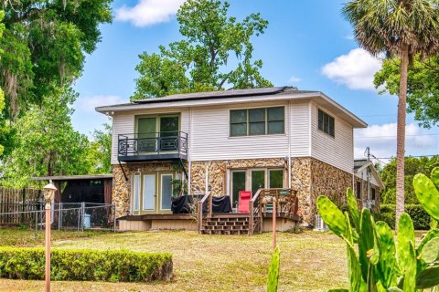 Apartment in Dunnellon, Florida 2 bedrooms, 146.23 sq.m. № 1792928 - photo 1