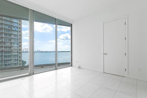 Copropriété à louer à Miami, Floride: 2 chambres, 102.38 m2 № 2328747 - photo 10