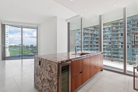 Copropriété à louer à Miami, Floride: 2 chambres, 102.38 m2 № 2328747 - photo 5