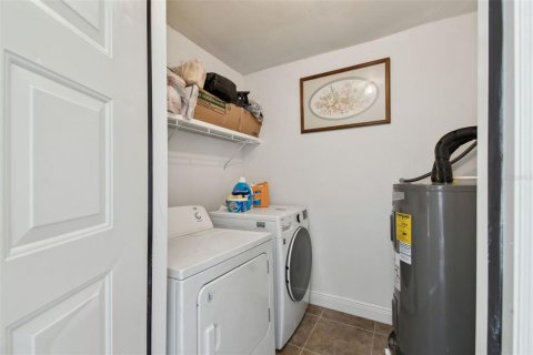 Townhouse in Tampa, Florida 2 bedrooms, 96.34 sq.m. № 1744257 - photo 22