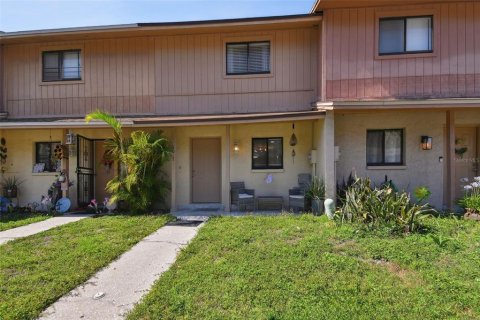 Townhouse in Tampa, Florida 2 bedrooms, 96.34 sq.m. № 1744257 - photo 1