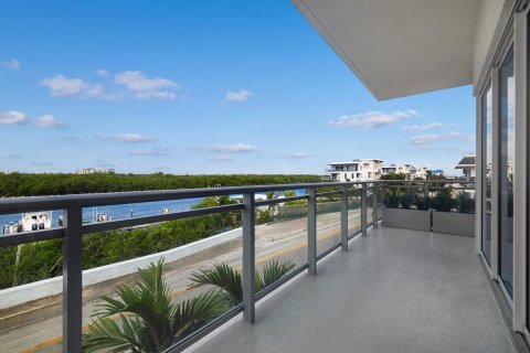 Villa ou maison à vendre à Hollywood, Floride: 4 chambres, 372.07 m2 № 2428555 - photo 11