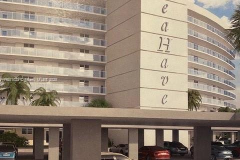 Copropriété à vendre à Pompano Beach, Floride: 2 chambres, 91.04 m2 № 1961877 - photo 4