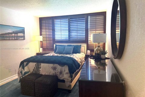 Copropriété à vendre à Pompano Beach, Floride: 2 chambres, 91.04 m2 № 1961877 - photo 23