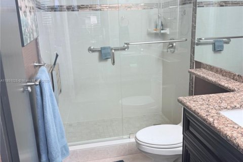 Copropriété à vendre à Pompano Beach, Floride: 2 chambres, 91.04 m2 № 1961877 - photo 21