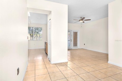 Condo in Orlando, Florida, 2 bedrooms  № 2144695 - photo 5