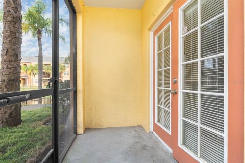 Condo in Orlando, Florida, 2 bedrooms  № 2144695 - photo 23